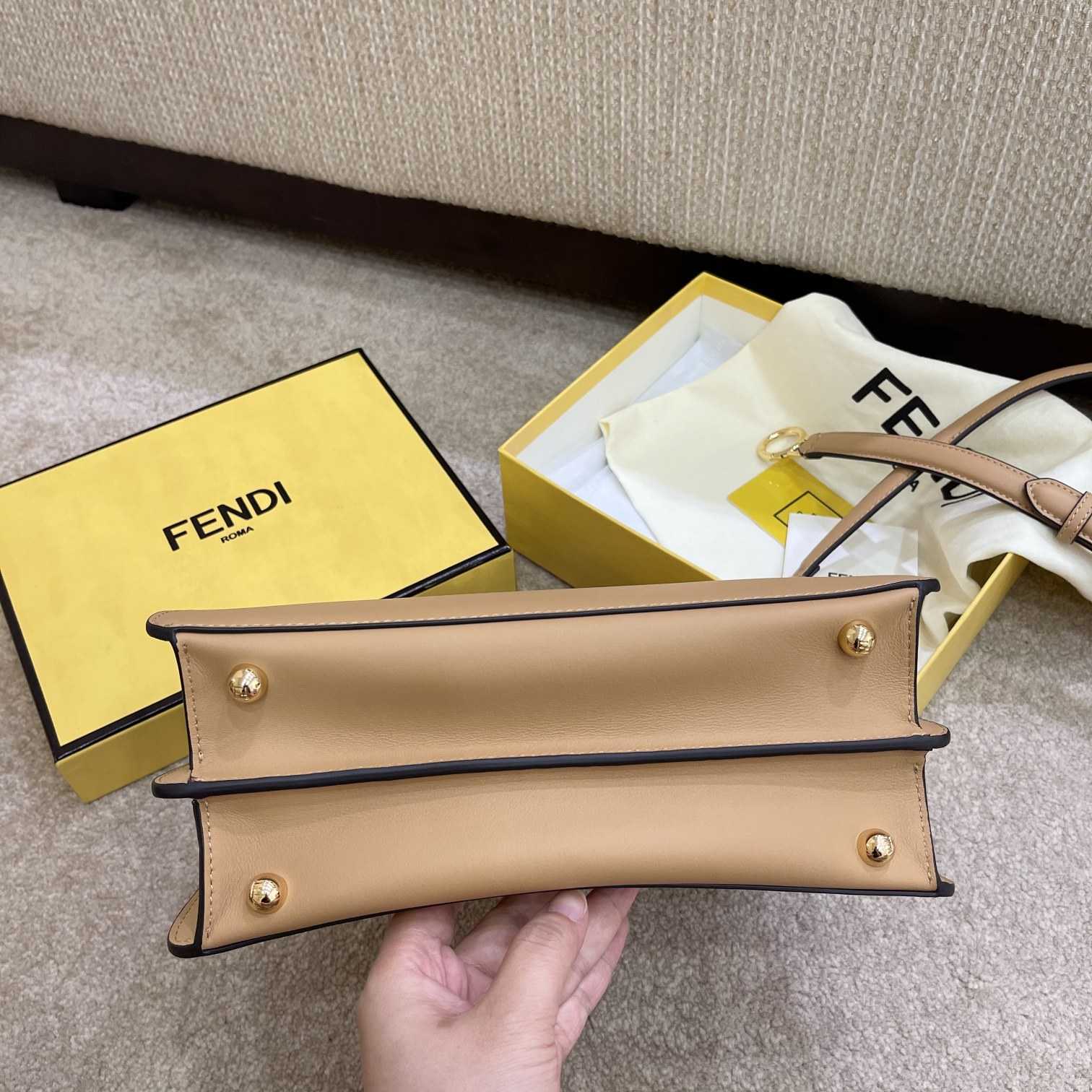 Fendi Peekaboo Iseeu Small Beige Leather Bag - DopestKickz