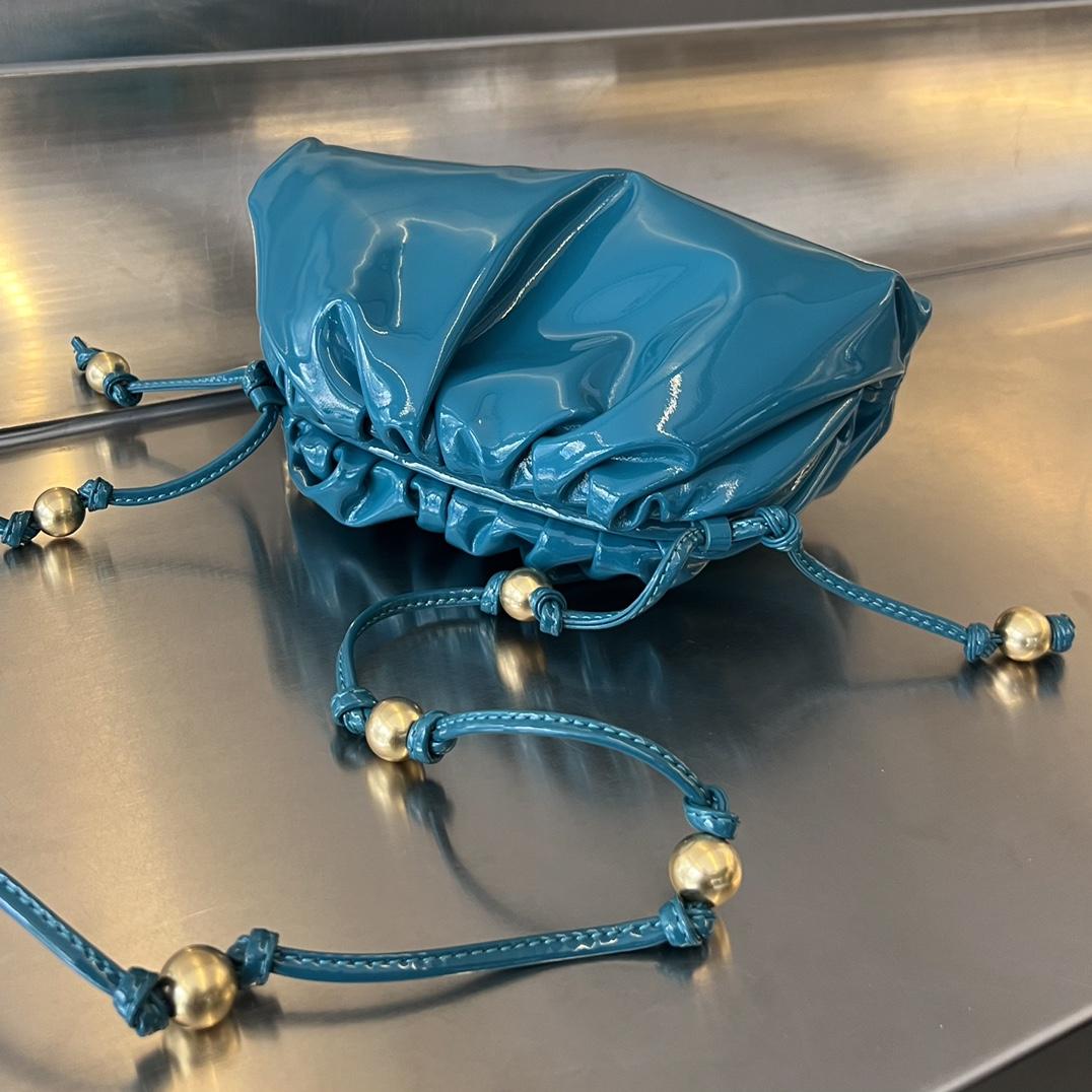 Bottega Veneta Mini Pouch - DopestKickz