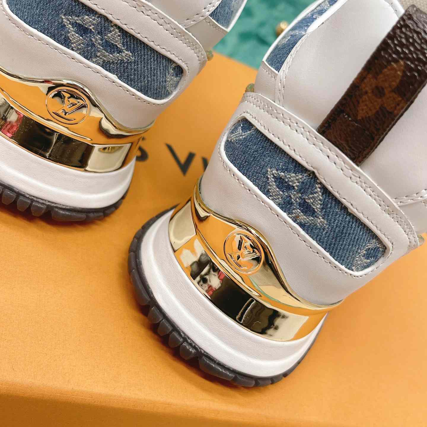 Louis Vuitton Run Away Sneaker   (upon uk size)   - DopestKickz