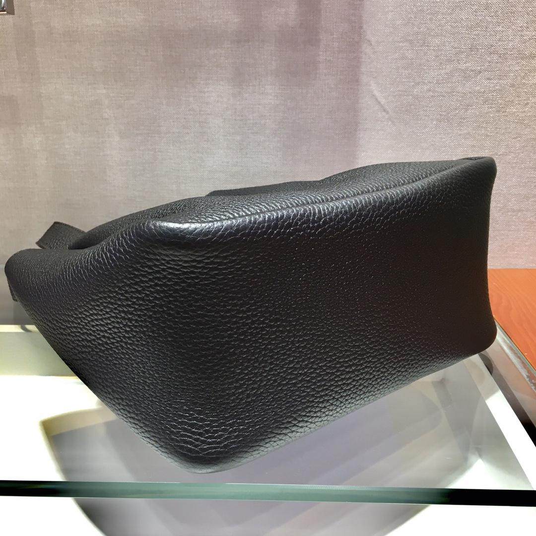 Prada Leather Tote - DopestKickz