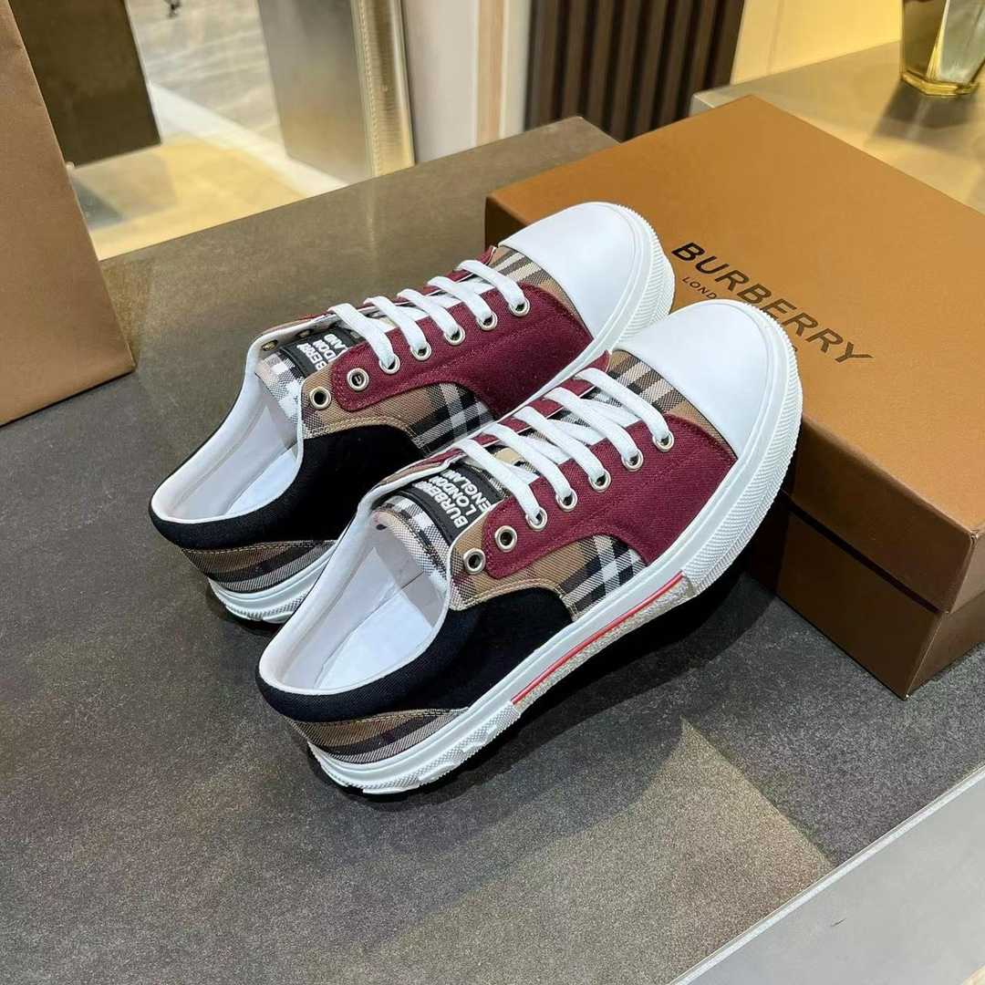 Burberry Kai Check Low-Top Sneakers - DopestKickz