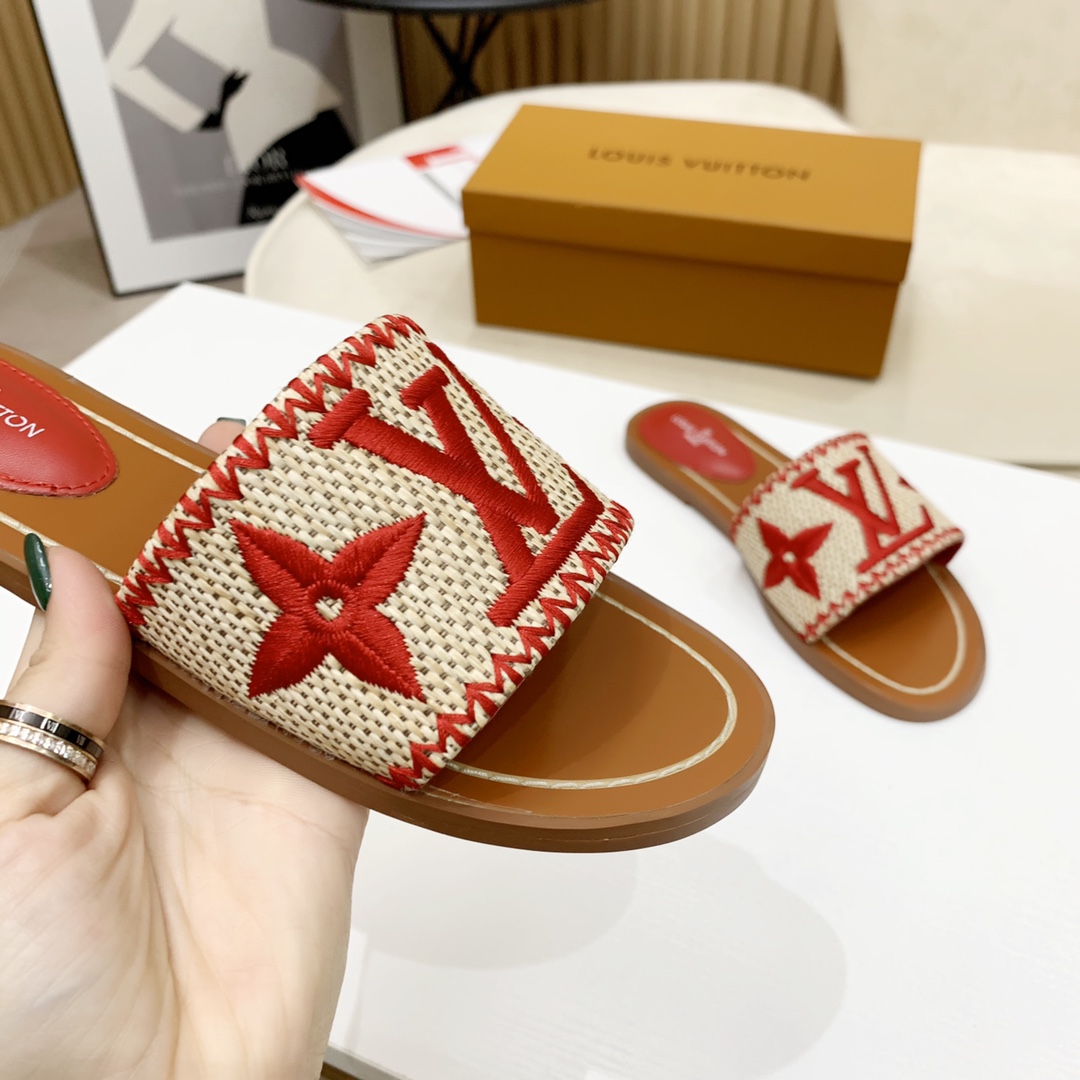 Louis Vuitton Lock It Flat Mule - DopestKickz