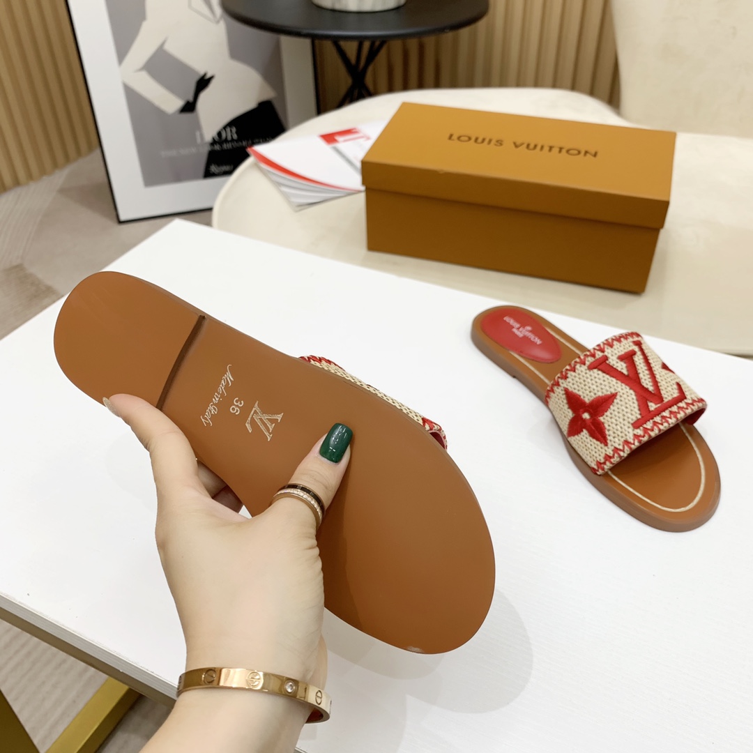 Louis Vuitton Lock It Flat Mule - DopestKickz