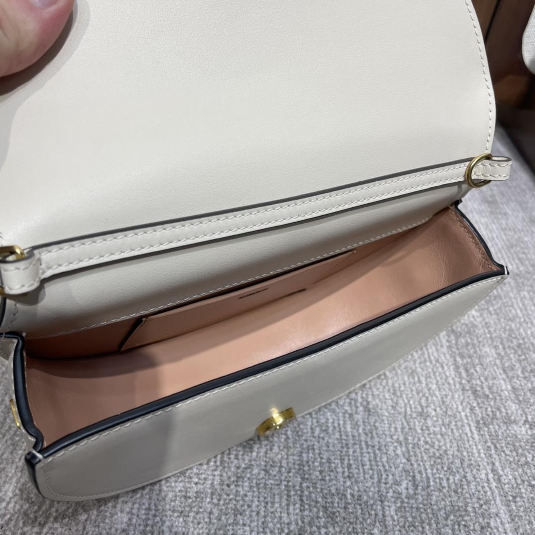 Chloe Women's White Nile Minaudiere Croc Bag (20*6.5*12cm) - DopestKickz