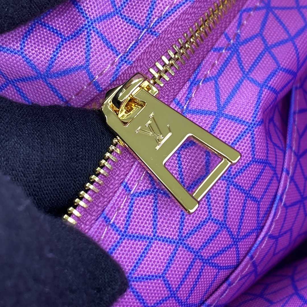 Louis Vuitton LV x YK OnTheGo MM (34*26*13cm) M46466 - DopestKickz