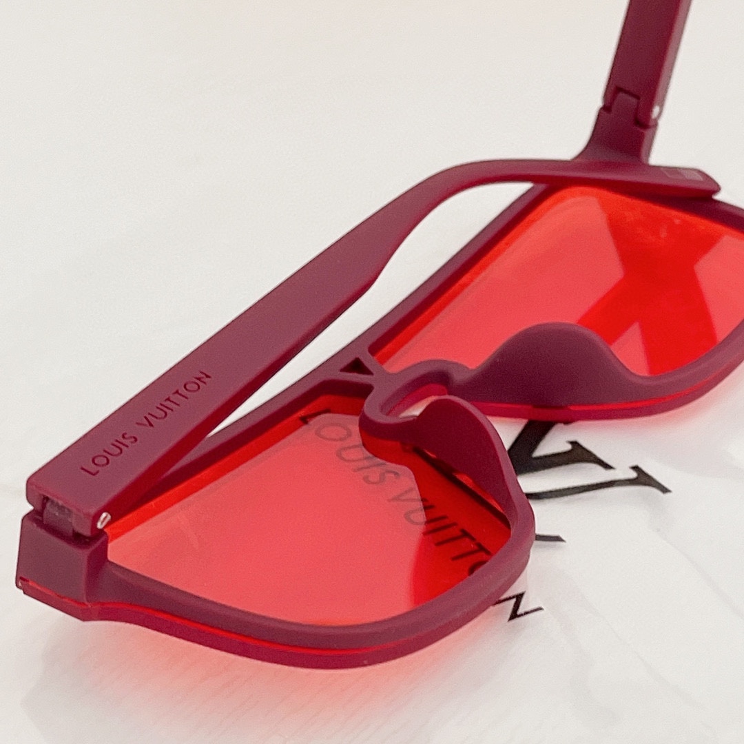 Louis Vuitton LV Waimea Sunglasses   Z1082 - DopestKickz