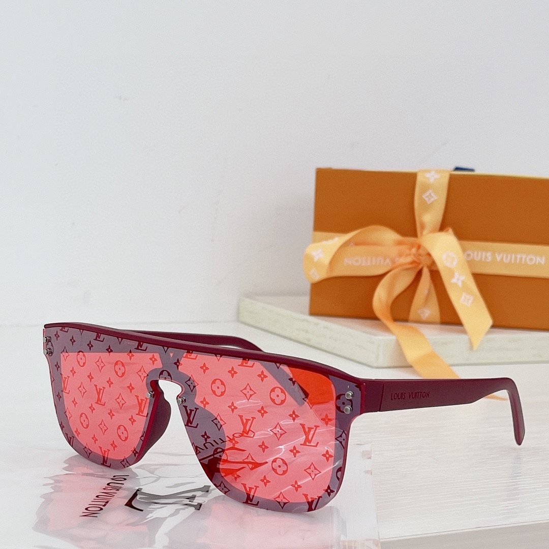 Louis Vuitton LV Waimea Sunglasses   Z1082 - DopestKickz