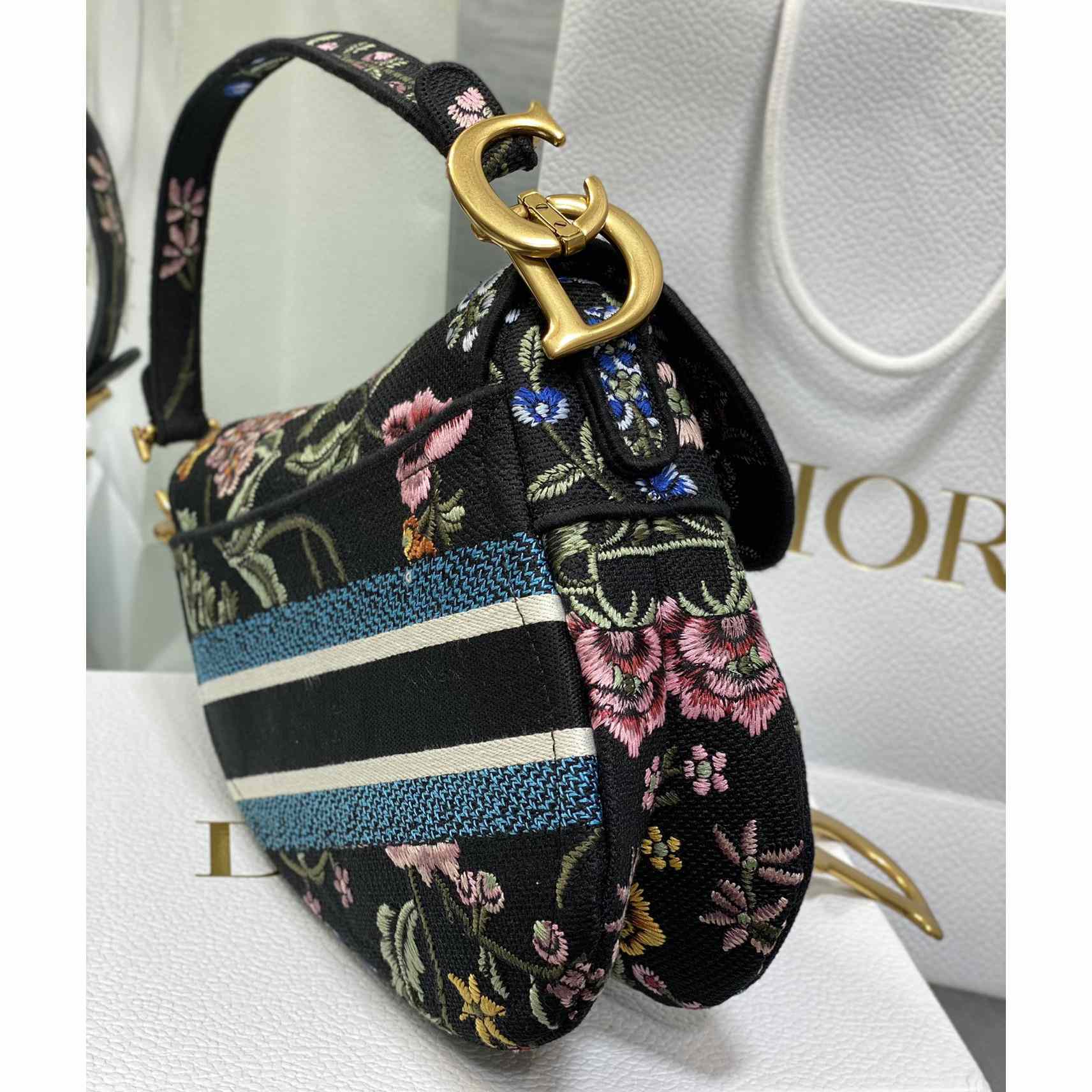 Dior Saddle Bag  - DopestKickz