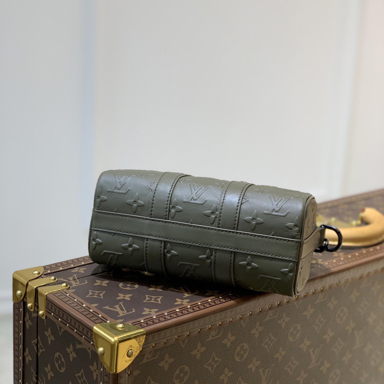 Louis Vuitton XS Other Leather Bag(21 x 12 x 9cm)  M57961 - DopestKickz