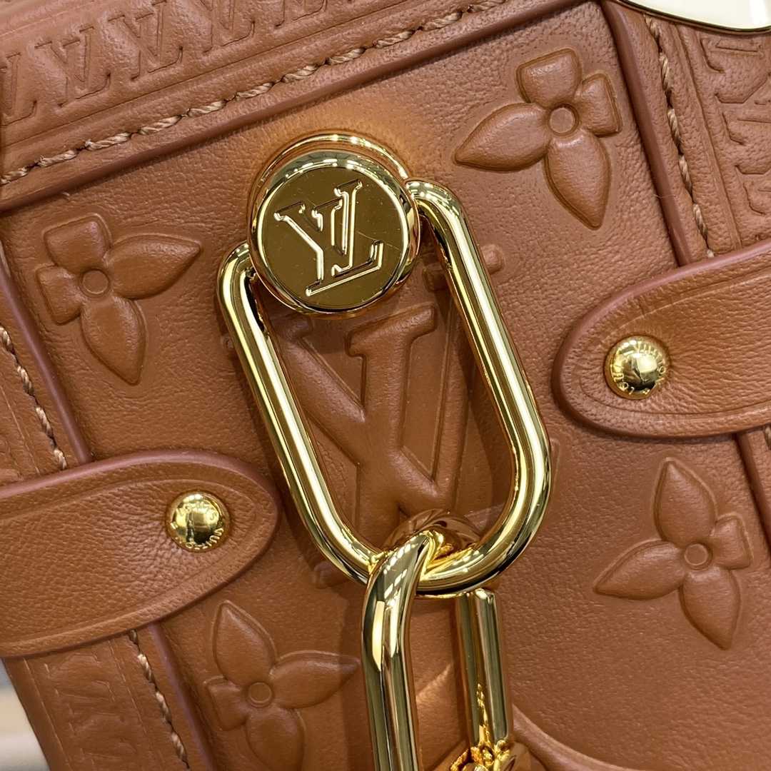 Louis Vuitton Side Trunk (21x14x6cm)  M21741 - DopestKickz