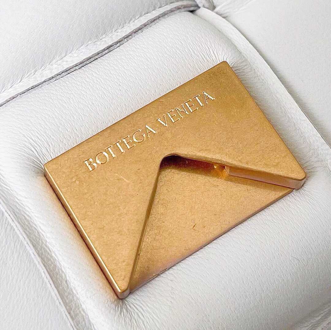 Bottega Veneta Chain Cassette - DopestKickz