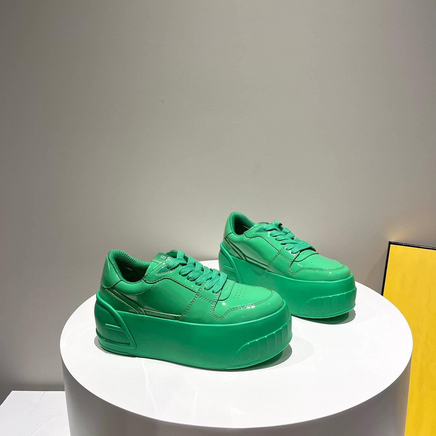 Fendi Fashion Show Green Leather Low-Tops Sneaker  - DopestKickz