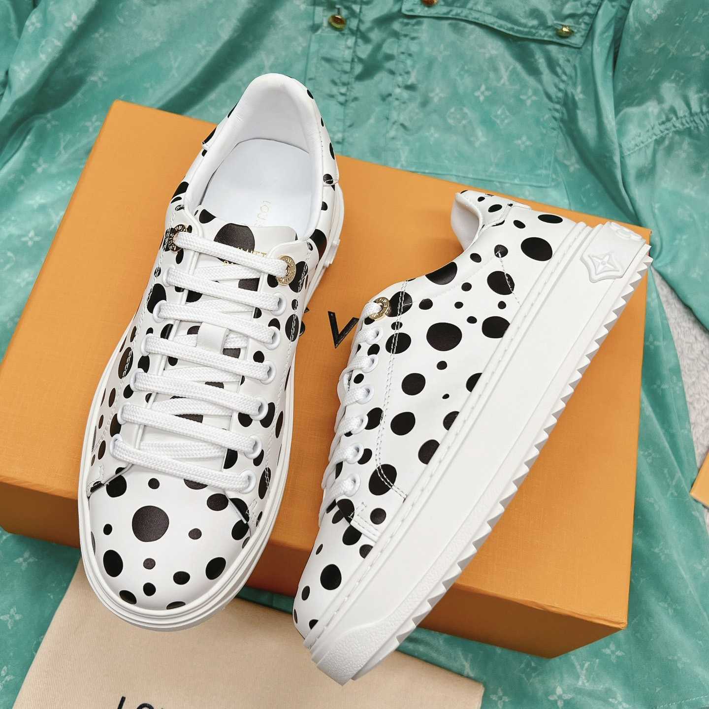 Louis Vuitton Time Out Sneaker (upon uk size)  1AB9VH - DopestKickz