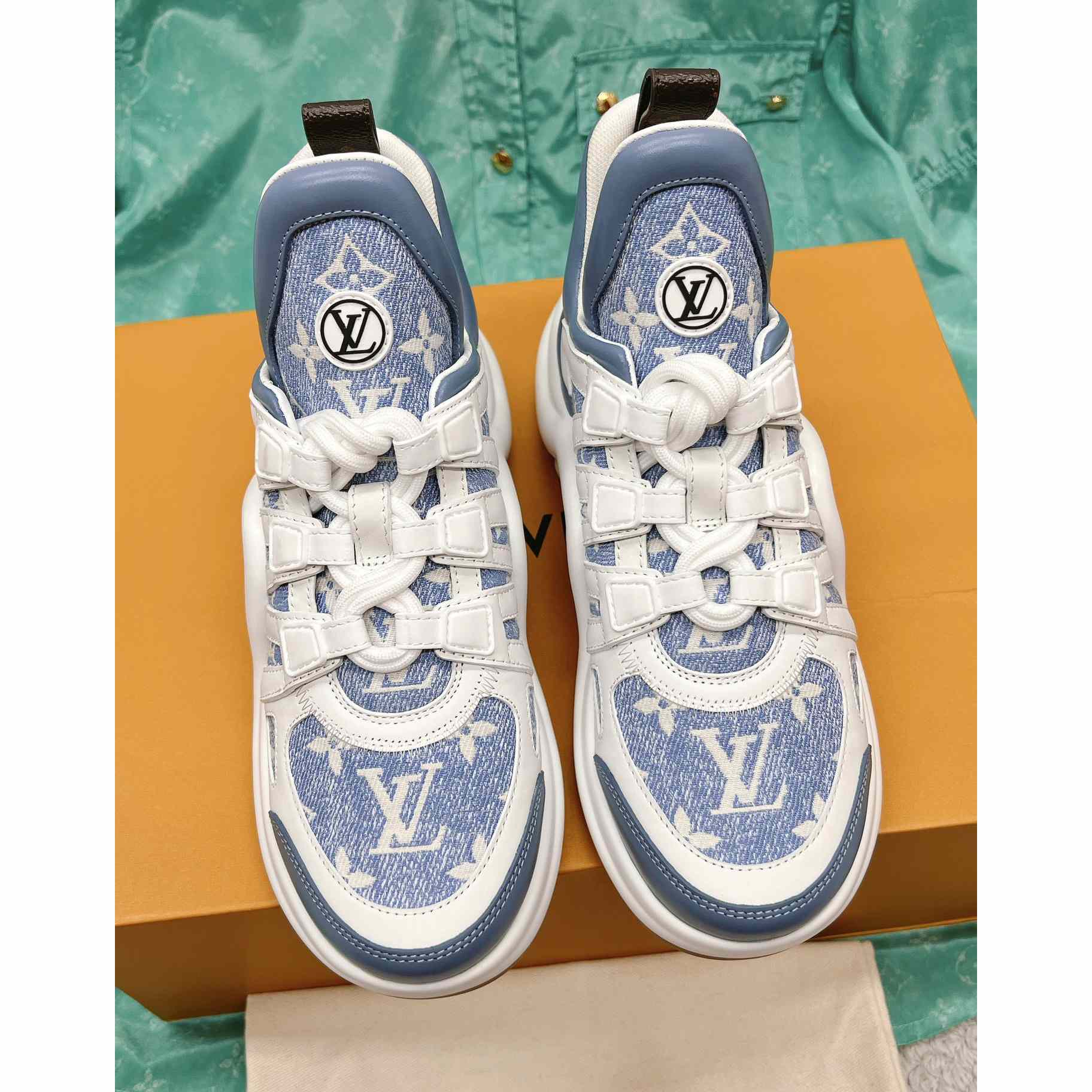 Louis Vuitton LV Archlight Trainers  (upon uk size)    1AB30Q - DopestKickz