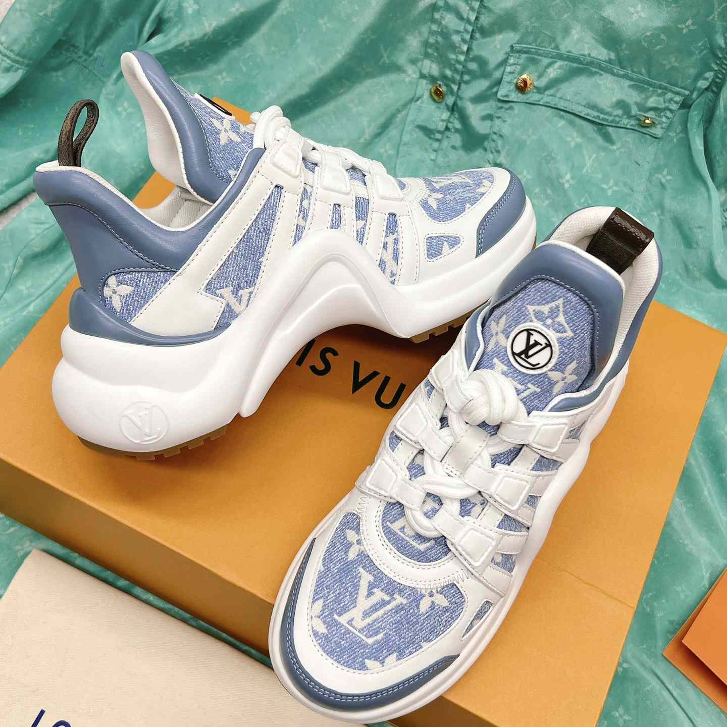 Louis Vuitton LV Archlight Trainers  (upon uk size)    1AB30Q - DopestKickz