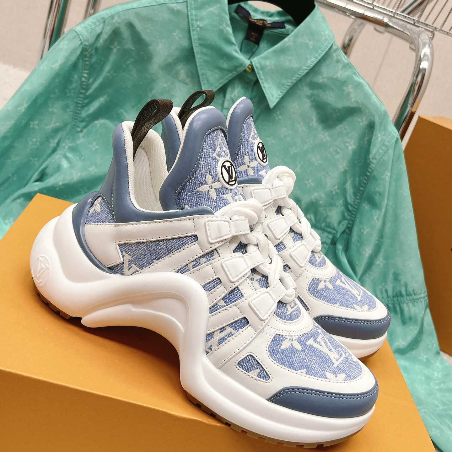 Louis Vuitton LV Archlight Trainers  (upon uk size)    1AB30Q - DopestKickz