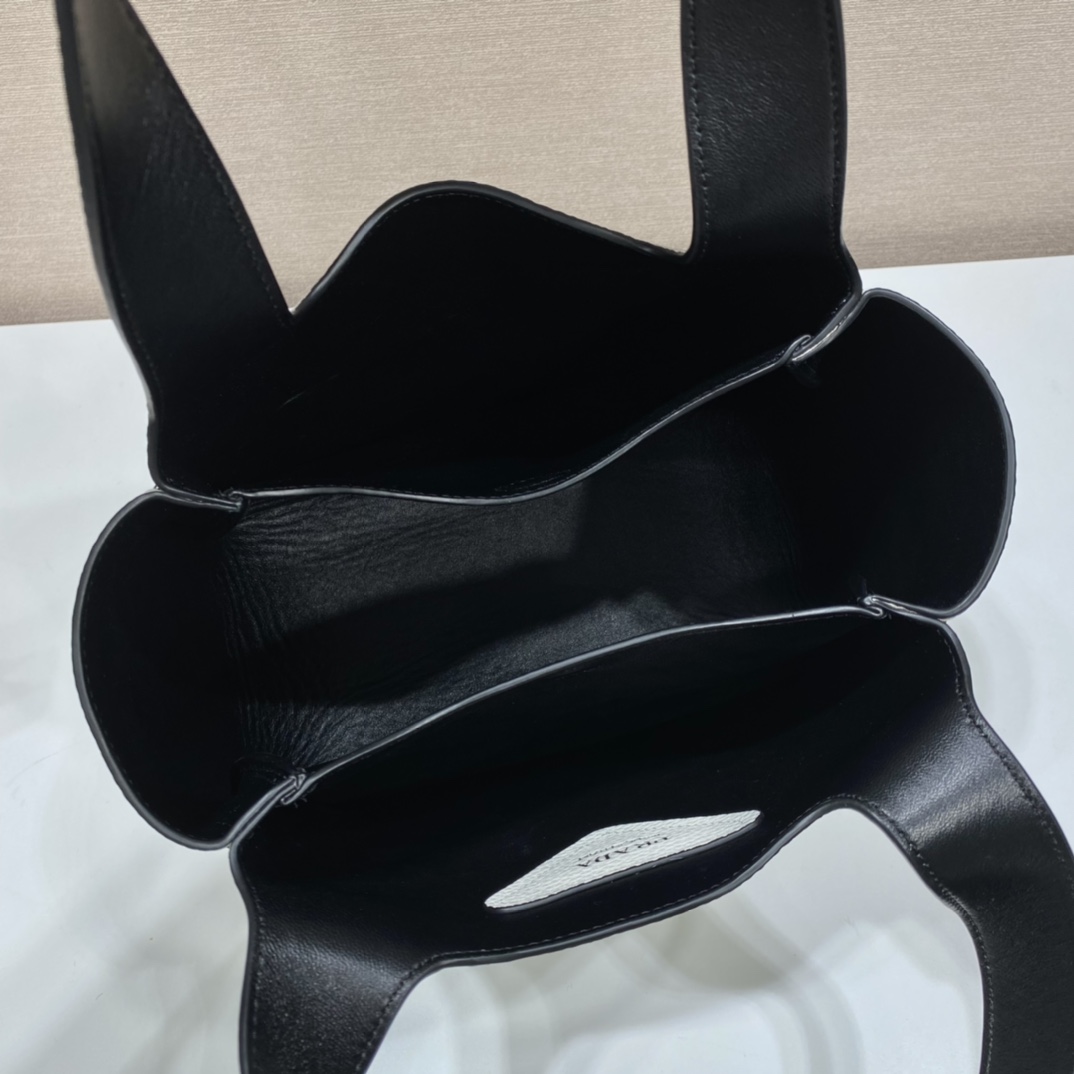 Prada Leather Tote - DopestKickz