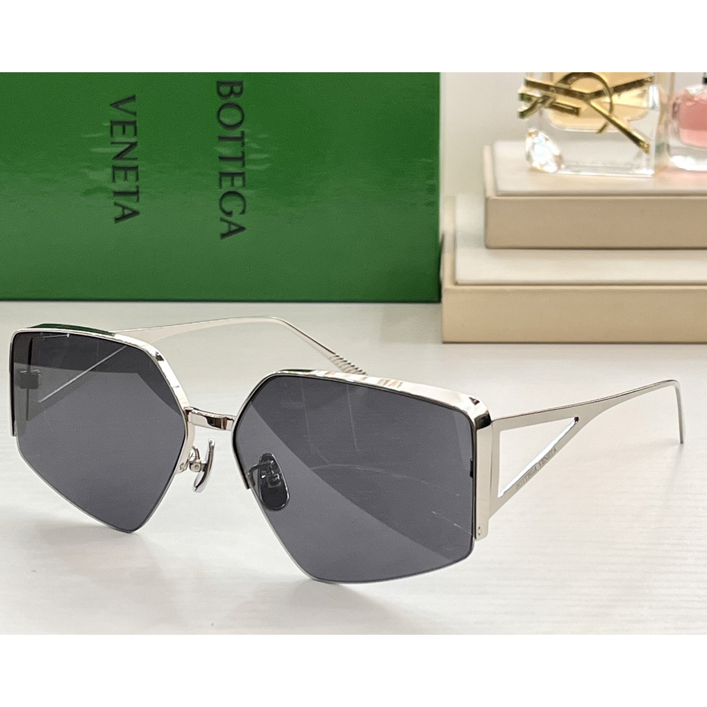 Bottega Veneta Square-frame Sunglasses  - DopestKickz