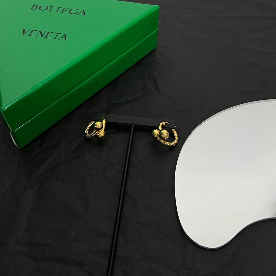 Bottega Veneta Intreccio Hoop Earrings - DopestKickz