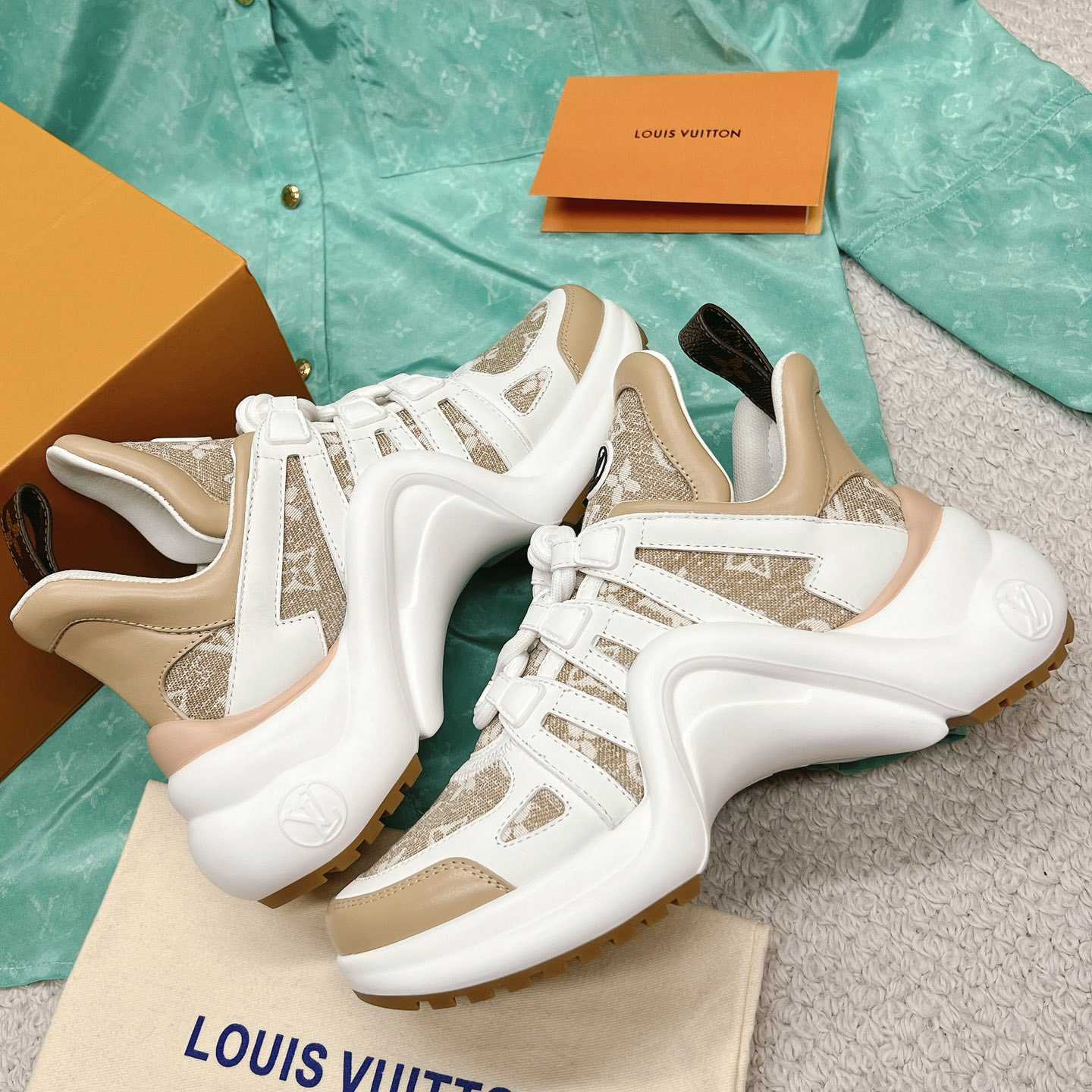 Louis Vuitton LV Archlight Trainers  (upon uk size)    1AB313 - DopestKickz