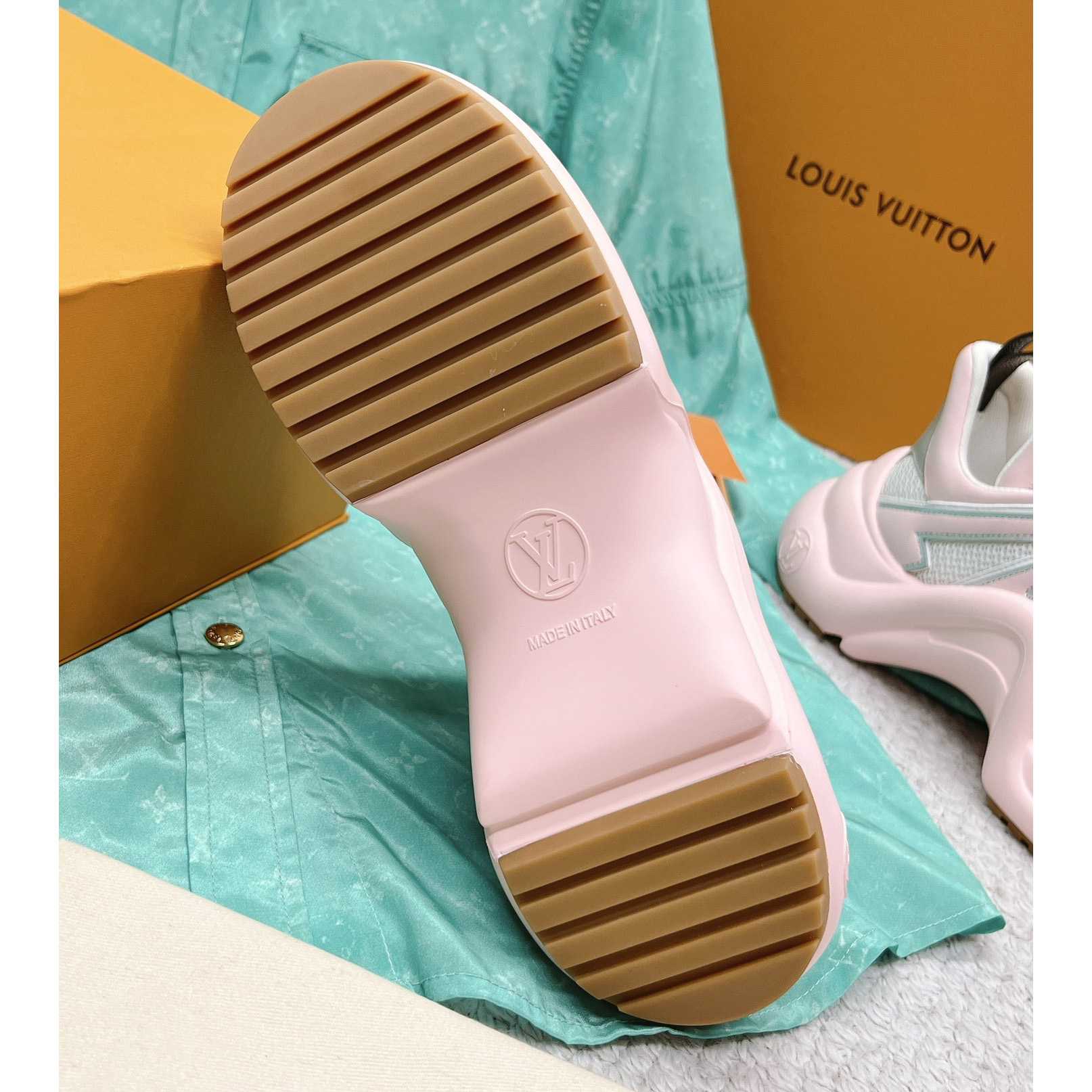 Louis Vuitton LV Archlight Trainers  (upon uk size)     - DopestKickz
