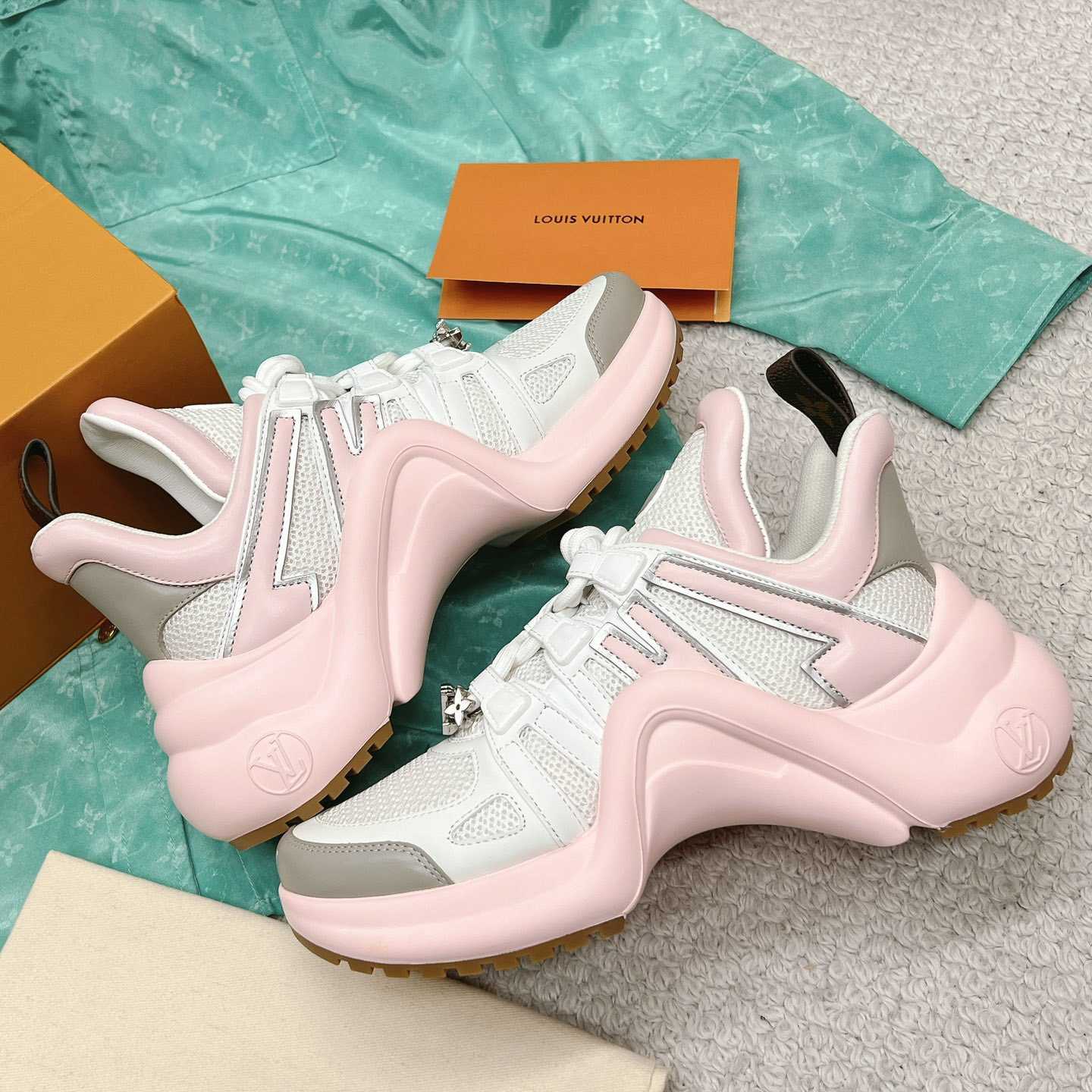 Louis Vuitton LV Archlight Trainers  (upon uk size)     - DopestKickz