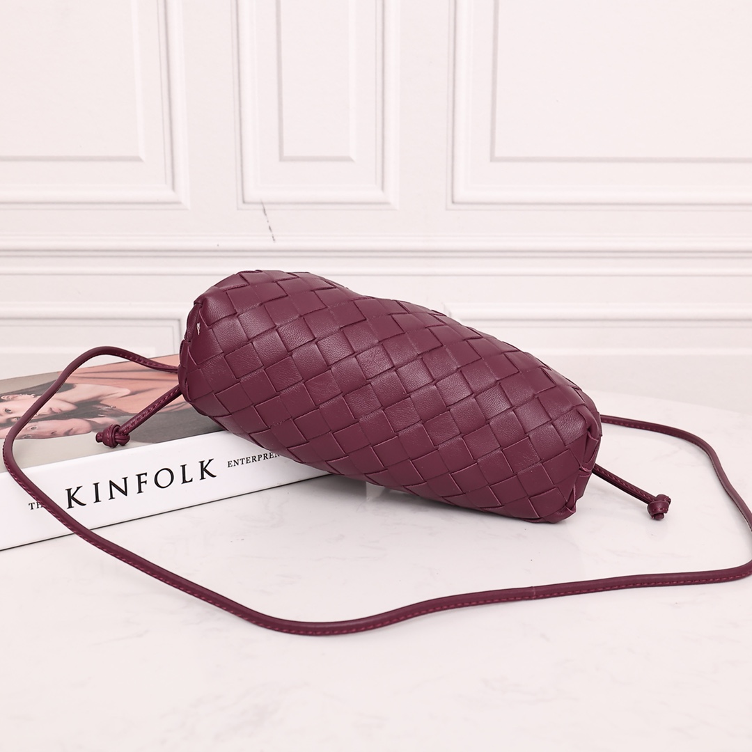 Bottega Veneta Mini Pouch - DopestKickz