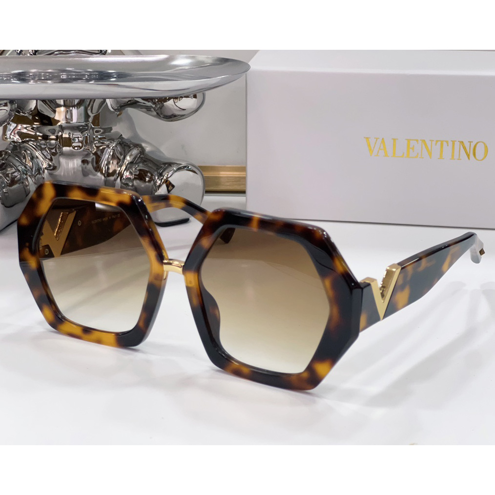 Valenti  VLOGO Hexagonal Oversized-frame Sunglasses  VA4053 - DopestKickz