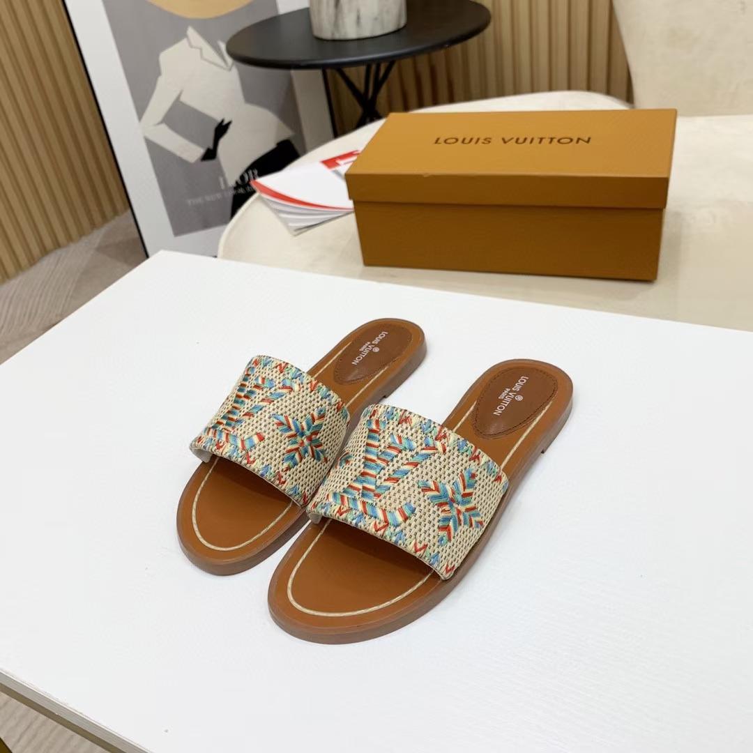 Louis Vuitton Lock It Flat Mule - DopestKickz