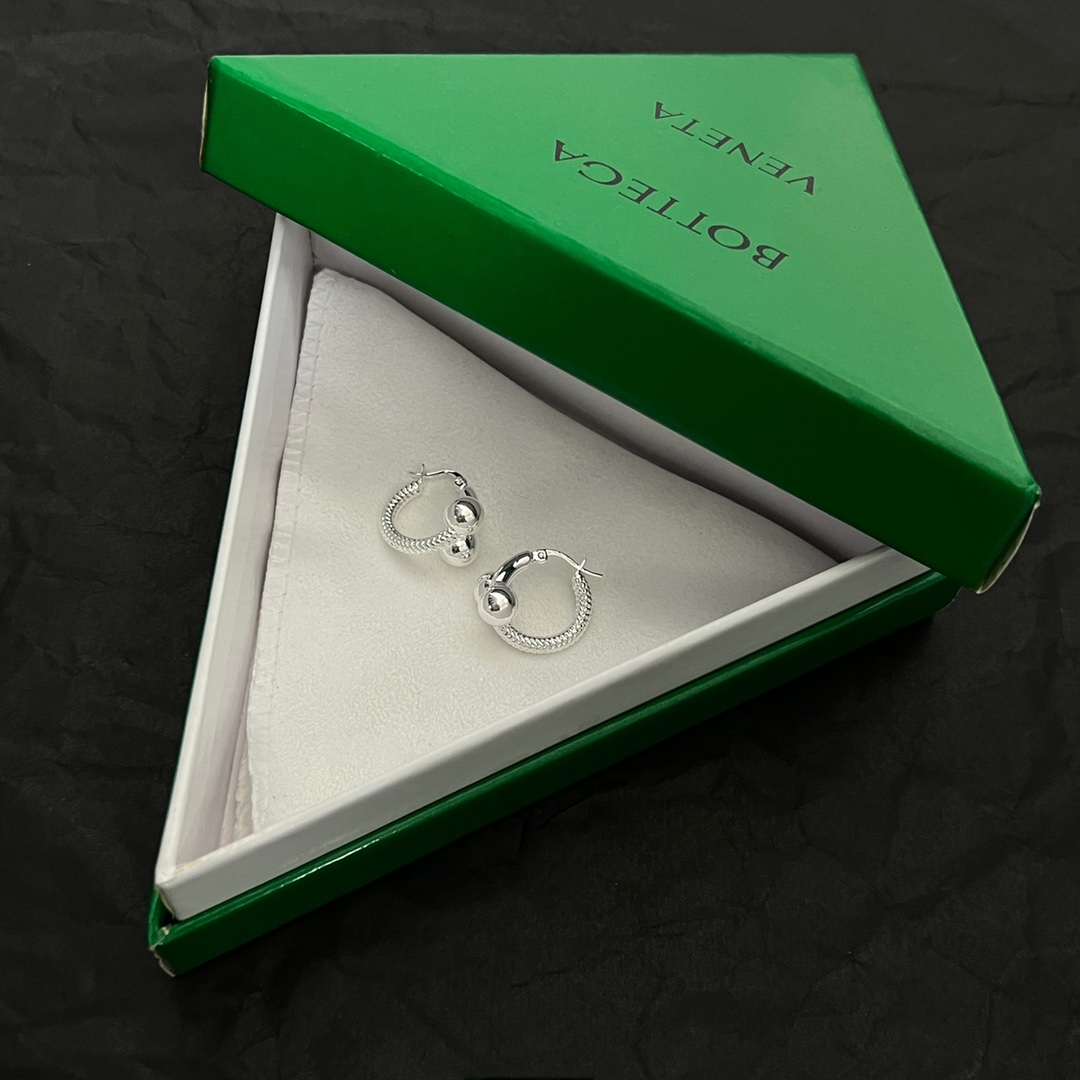 Bottega Veneta Intreccio Hoop Earrings - DopestKickz