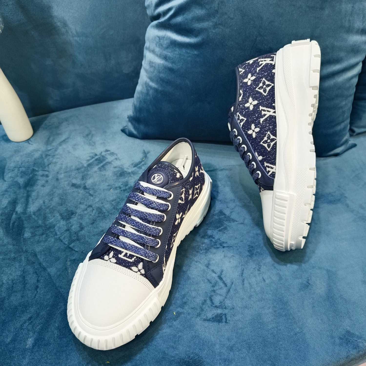 Louis Vuitton LV Squad Trainer - DopestKickz
