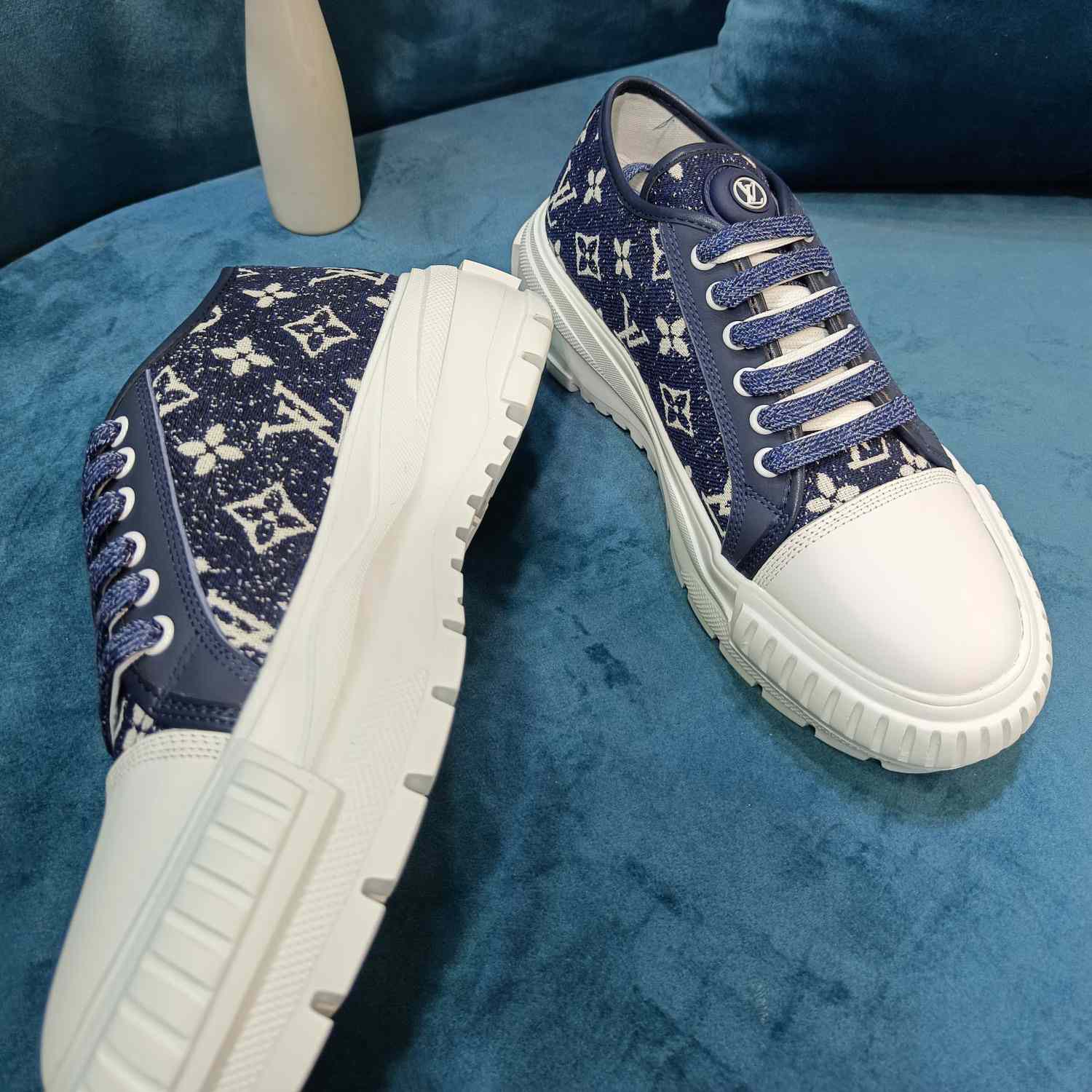 Louis Vuitton LV Squad Trainer - DopestKickz
