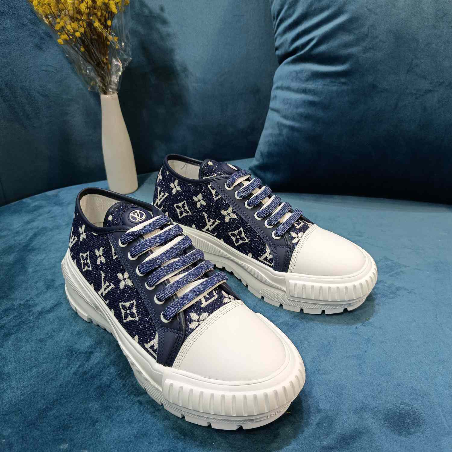 Louis Vuitton LV Squad Trainer - DopestKickz