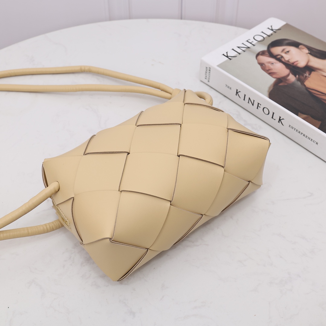 Bottega Veneta Small Cassette Camera Bag - DopestKickz