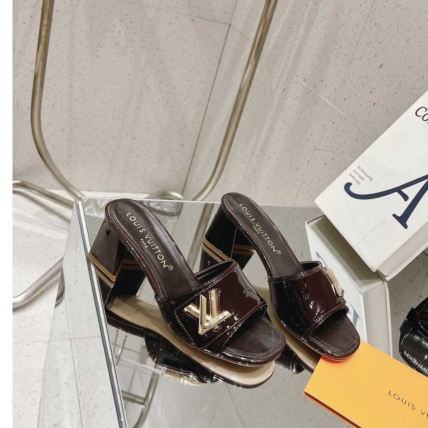 Louis Vuitton Shake Mule   1ABIDW - DopestKickz