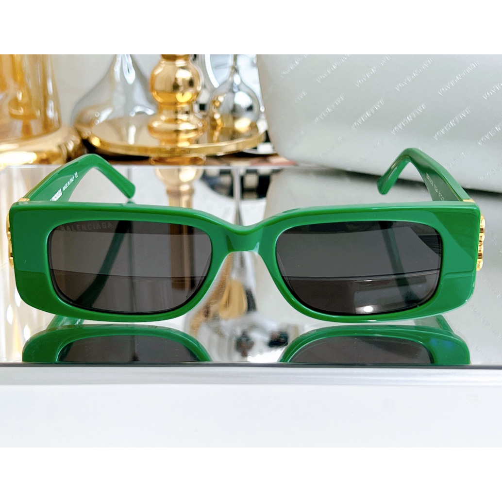 Balenciaga Dynasty Rectangle Sunglasses In Green    bb0096 - DopestKickz