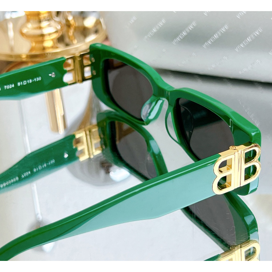 Balenciaga Dynasty Rectangle Sunglasses In Green    bb0096 - DopestKickz