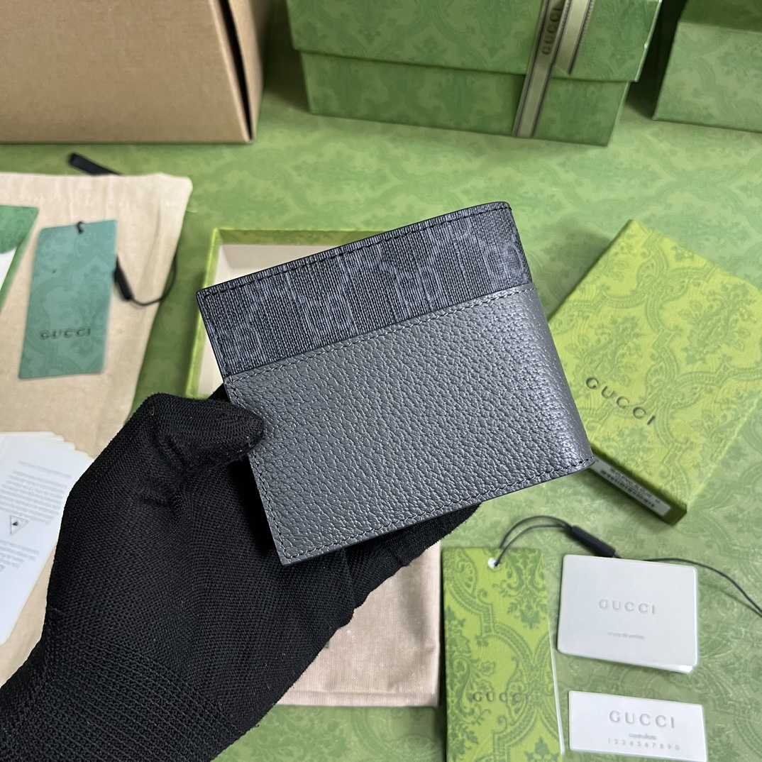 Gucci Wallet With Cut-out Interlocking G - DopestKickz