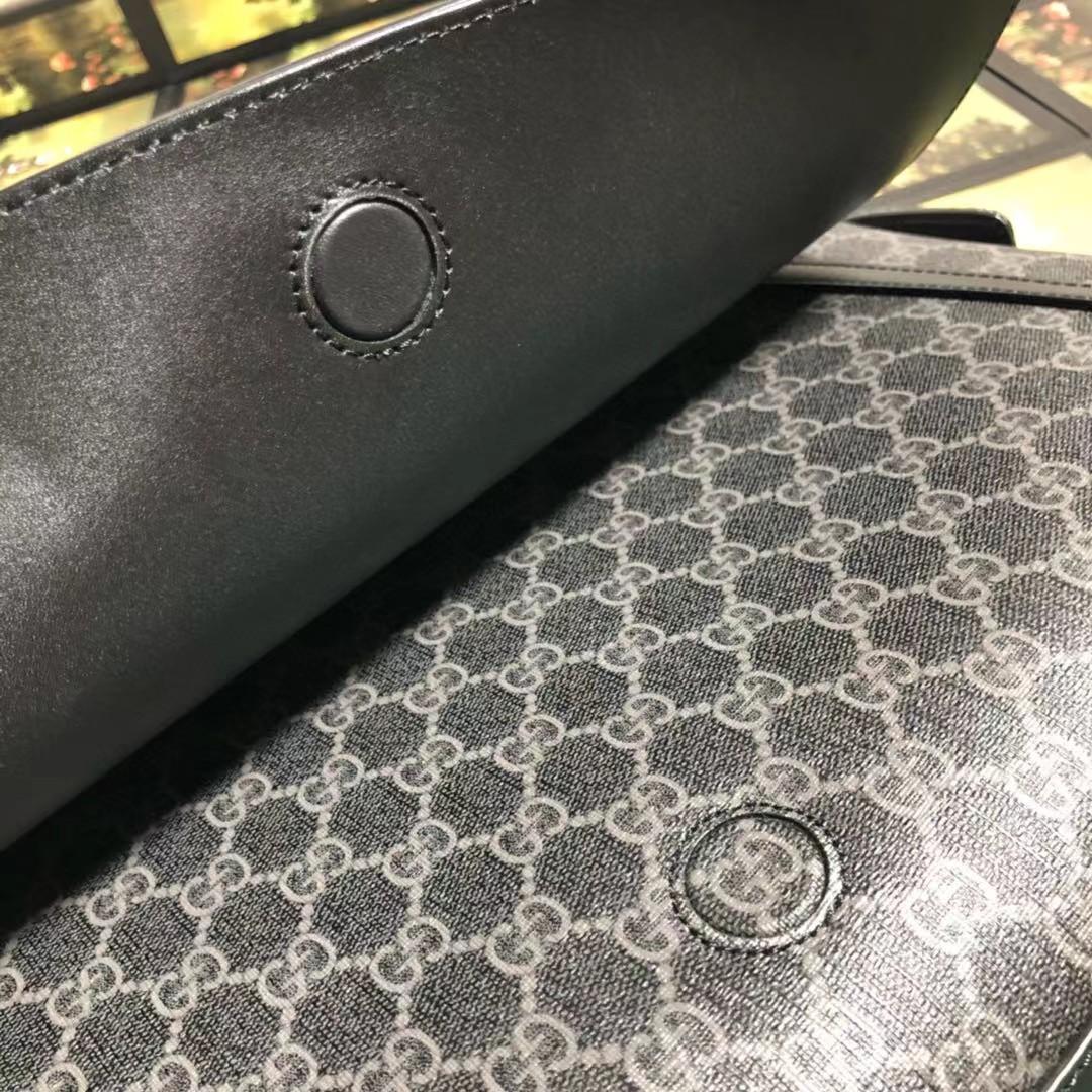 Gucci GG Supreme Diaper Bag(44-28-14cm) - DopestKickz