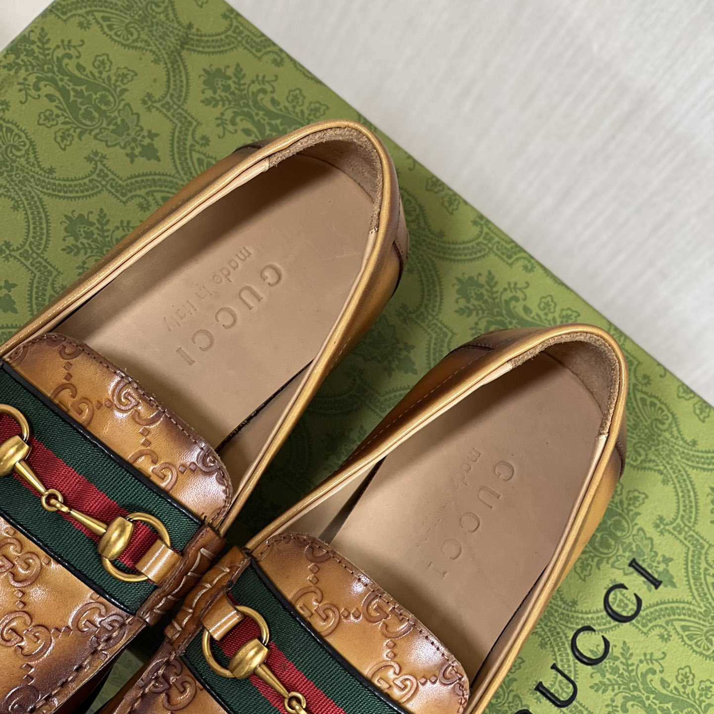 Gucci Men's Loafer With Horsebit - DopestKickz