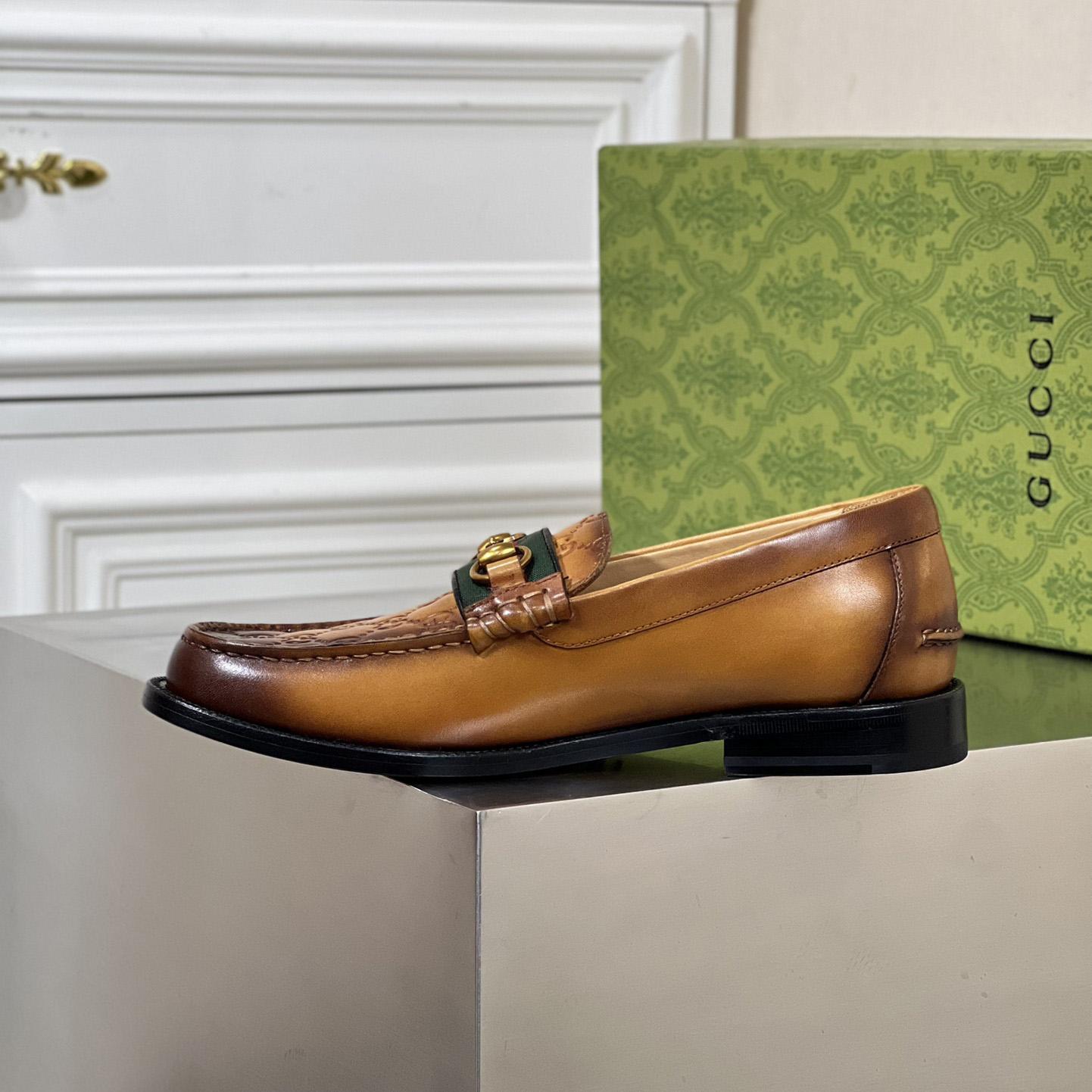 Gucci Men's Loafer With Horsebit - DopestKickz