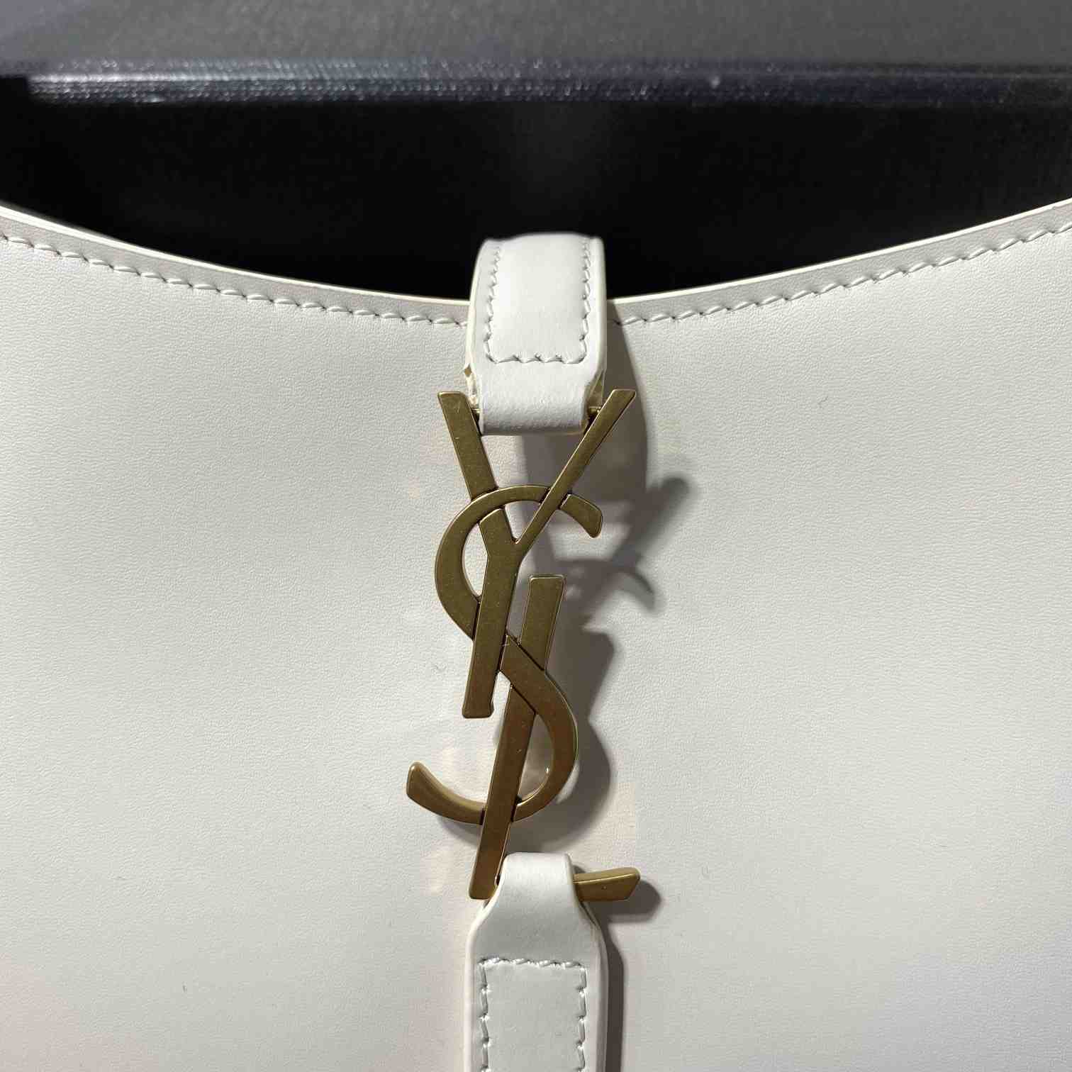 Saint Laurent Le 5 À 7 In Smooth Leather - DopestKickz