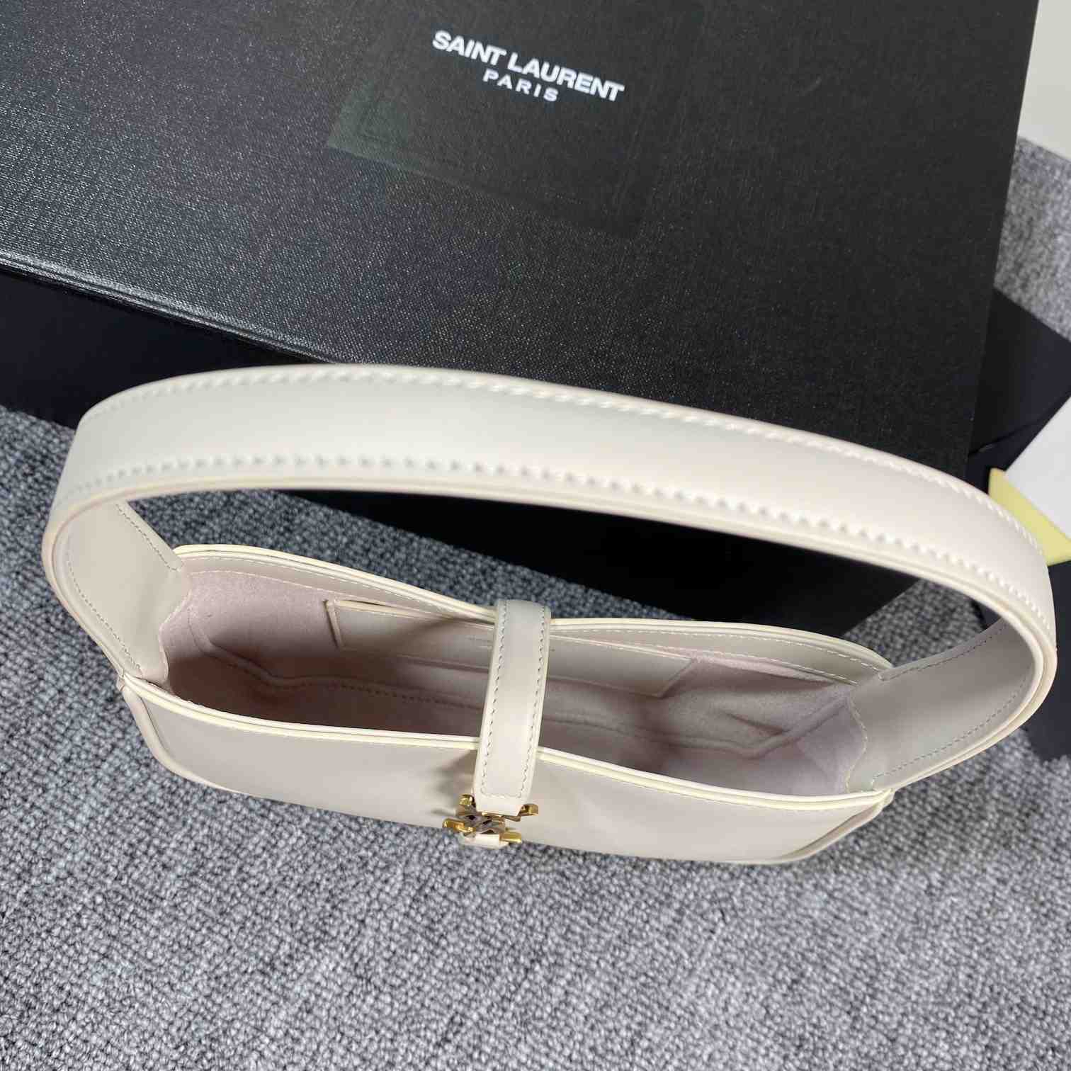 Saint Laurent Le 5 À 7 In Smooth Leather - DopestKickz