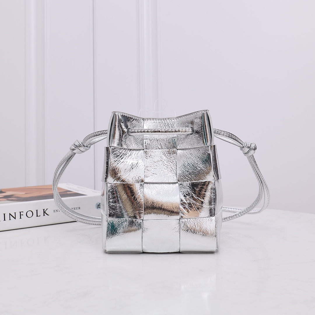 Bottega Veneta Small Cassette Cross-Body Bucket - DopestKickz