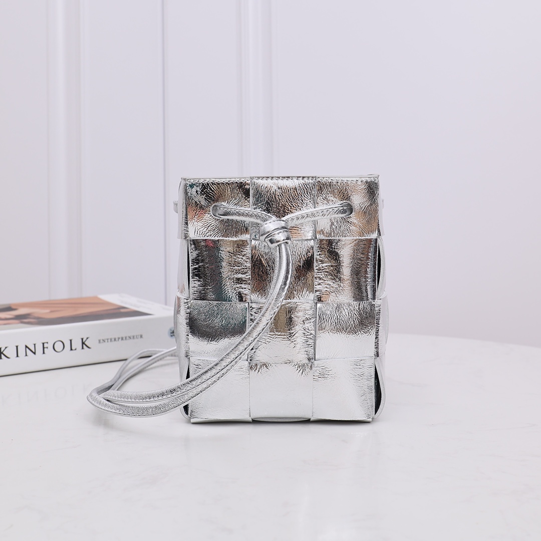 Bottega Veneta Small Cassette Cross-Body Bucket - DopestKickz