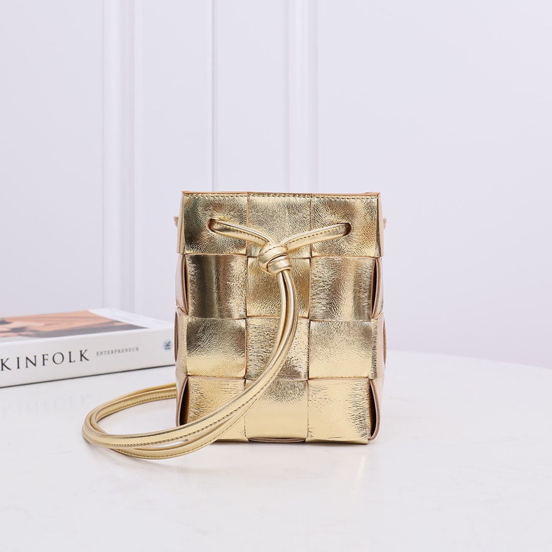 Bottega Veneta Small Cassette Cross-Body Bucket - DopestKickz