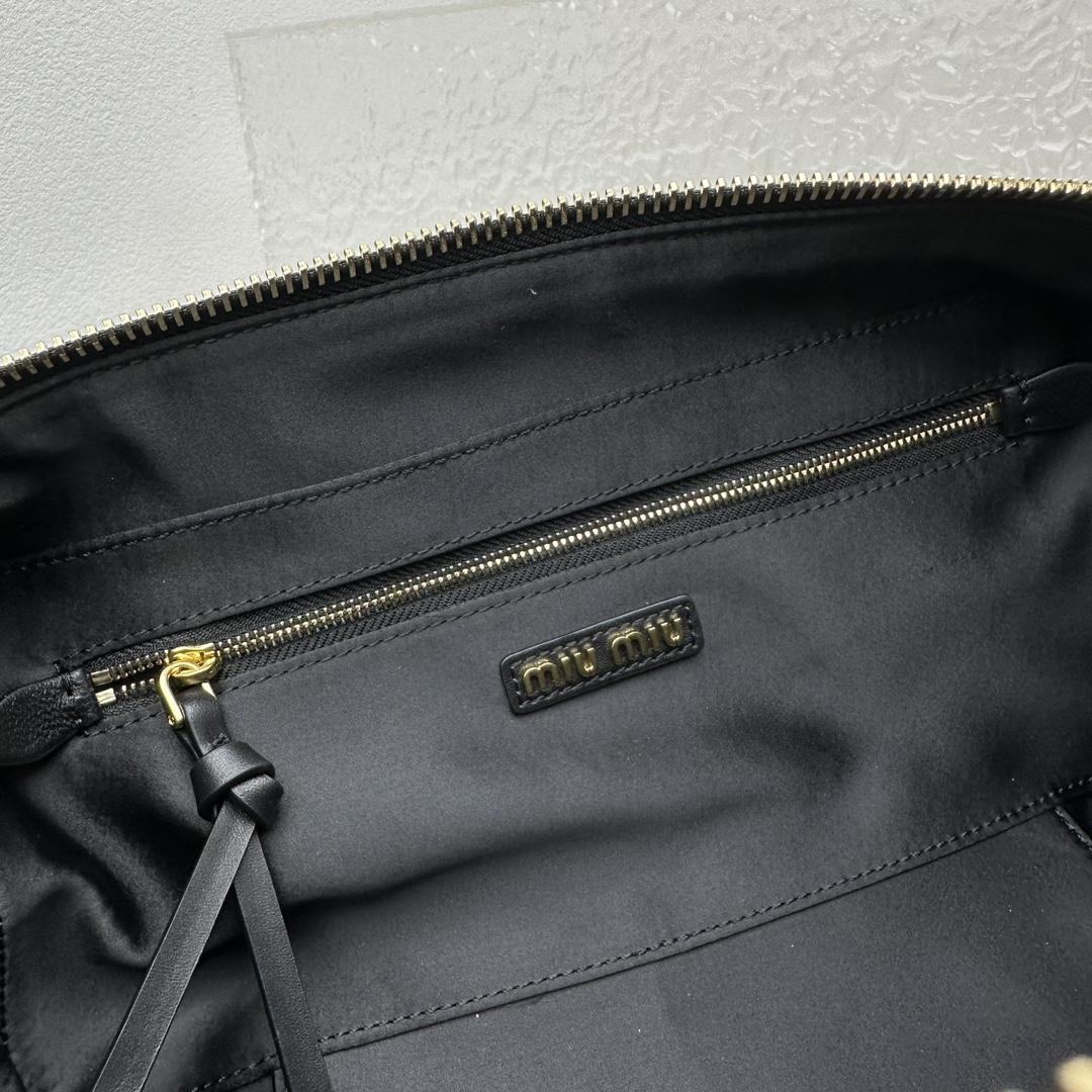 Miu Miu Leather Top-handle Bag - DopestKickz