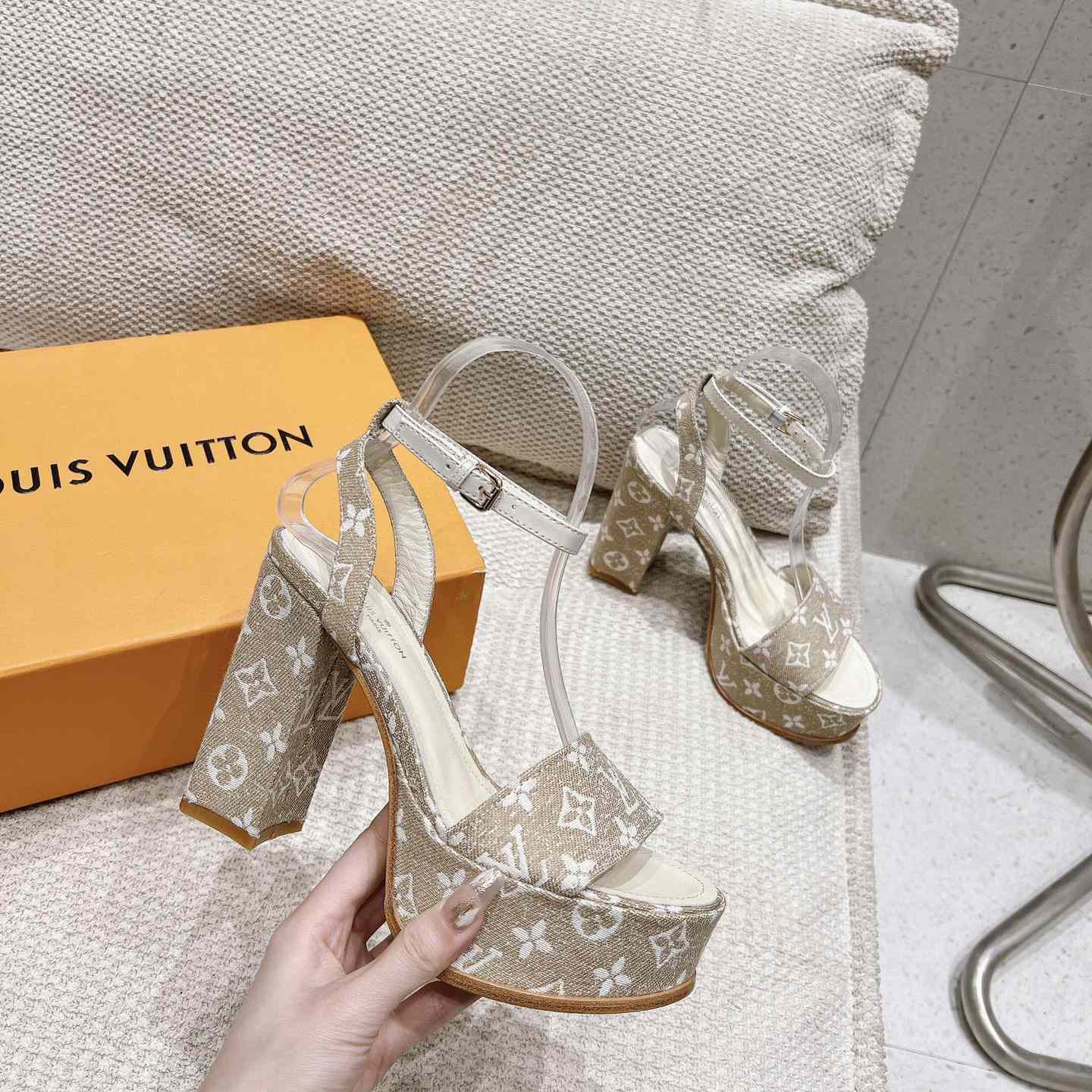 Louis Vuitton Fame Platform Sandal   1AAZCF - DopestKickz