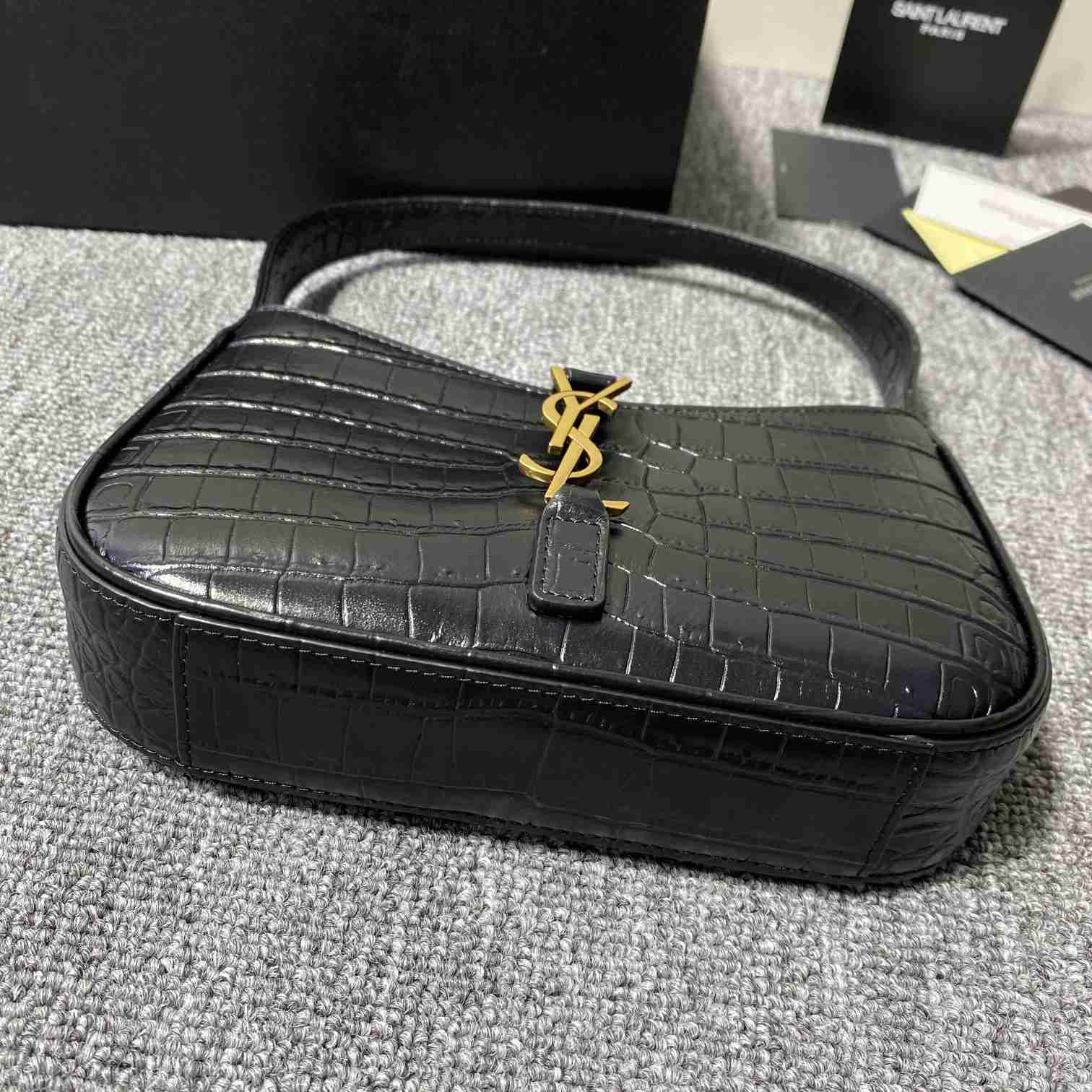 Saint Laurent 5A7 Crocodile-embossed Shoulder Bag(19x12.5x4.5) - DopestKickz