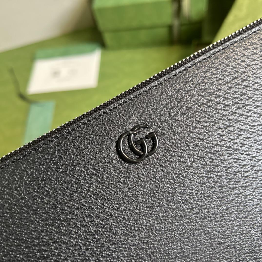 Gucci GG Marmont Pouch(30.5*21*1.5cm) - DopestKickz